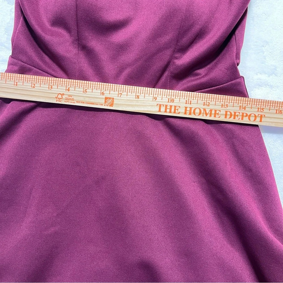 TRIXXI Maroon Off Shoulder Dress Homecoming Formal Size 11 - Picture 6 of 7